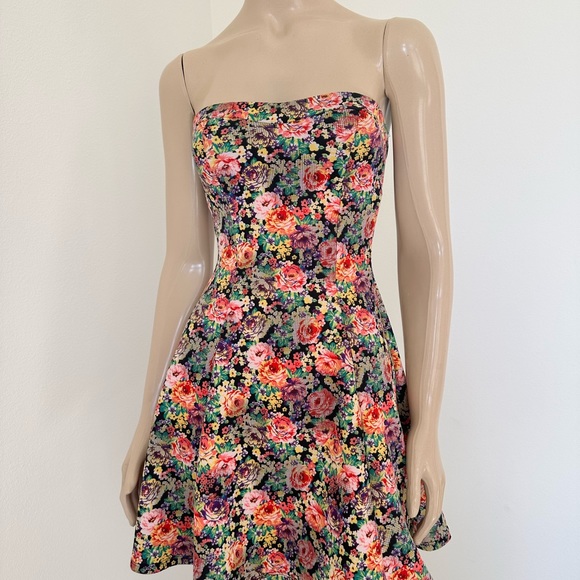 Beautiful summer spring dress size S used - Picture 5 of 5